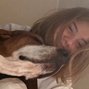 Meet your Posher, Maya